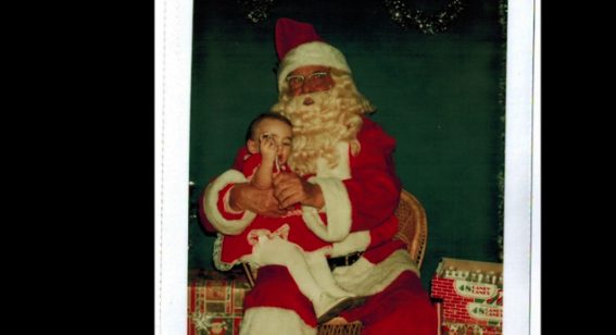 ‘The Polaroid Job’ – A Short Film About Mall Santa Photographers